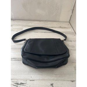 Worthington black shoulder bag
